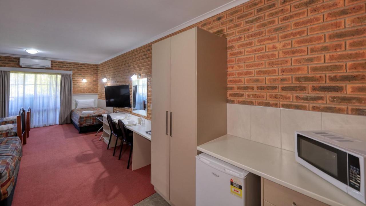 Glider City Motel בנאלה מראה חיצוני תמונה