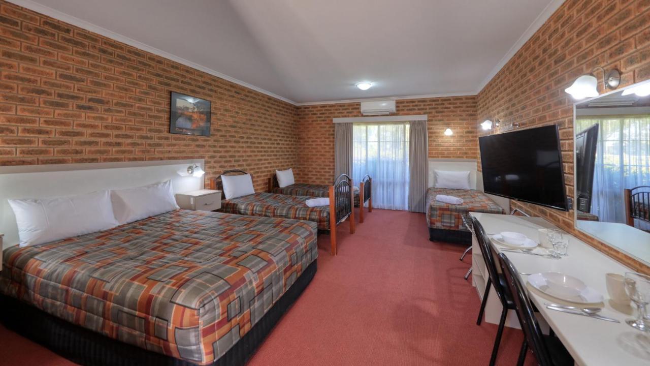 Glider City Motel בנאלה מראה חיצוני תמונה